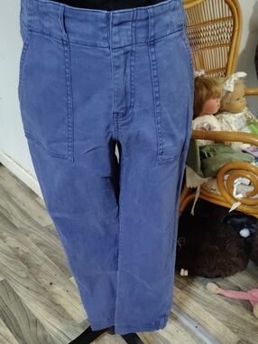 Women’s Straight Leg Pants in Blue